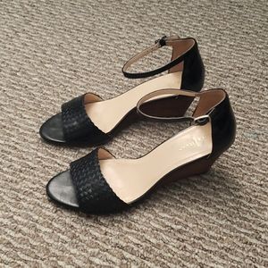 Cole Haan size 6 wedge sandals